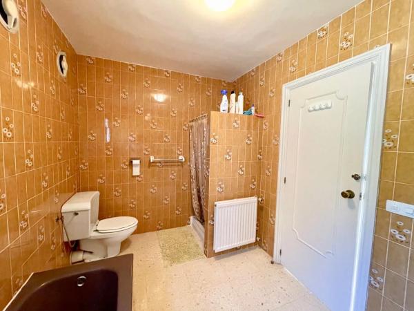 Casa independiente en calle Castanyers Bh