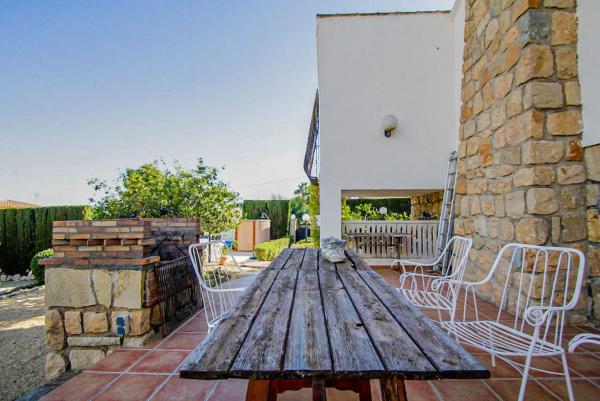 Casa independiente en calle Quevedo