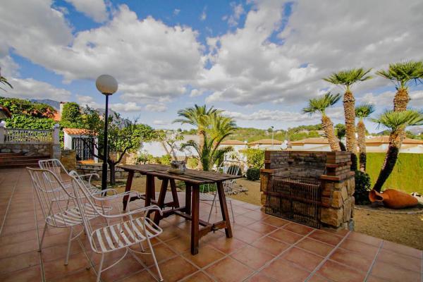 Casa independiente en calle Quevedo