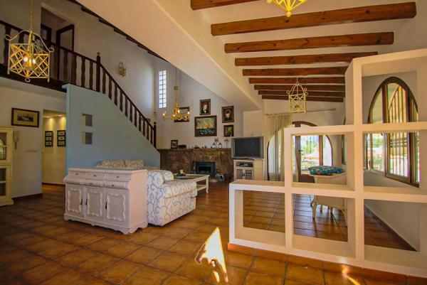 Casa independiente en calle Quevedo