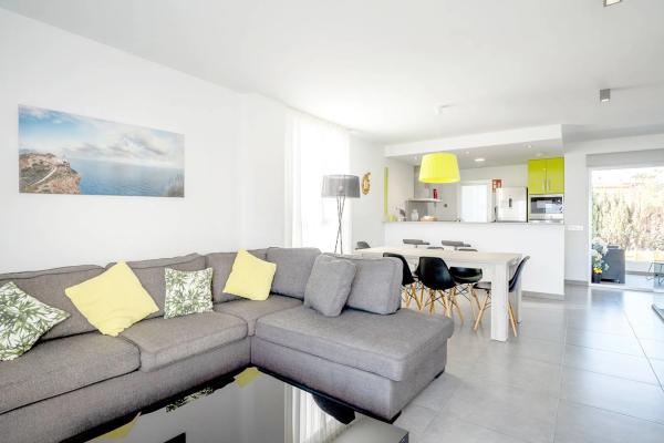 Chalet pareado en camino Vell del Far