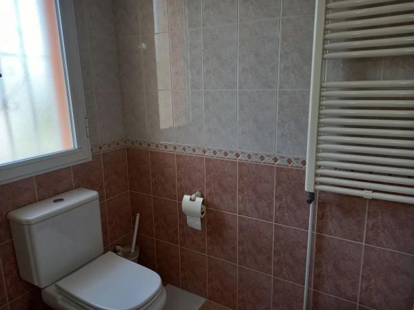 Casa independiente en calle Cormorà