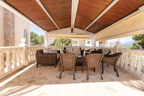 Casa independiente en calle Cormorà