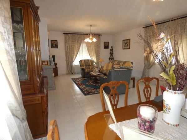 Casa independiente en calle Bessons