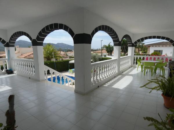 Casa independiente en calle Bessons