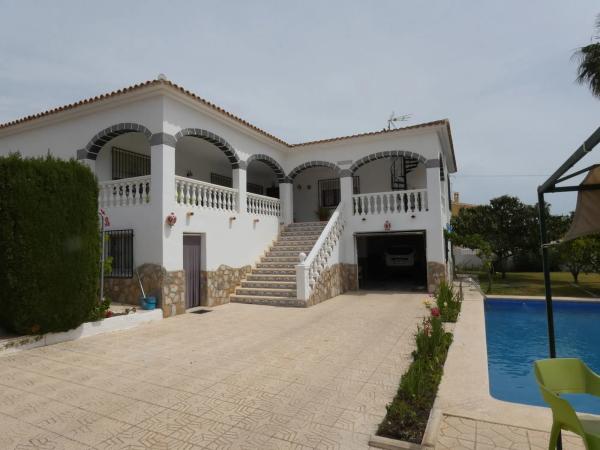 Casa independiente en calle Bessons