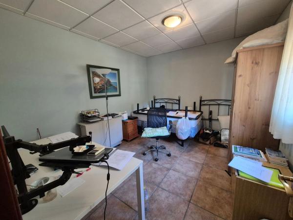 Casa independiente en calle Pegàs