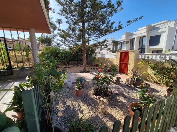 Casa independiente en calle Pegàs