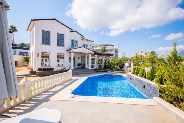 Casa independiente en calle Hércules