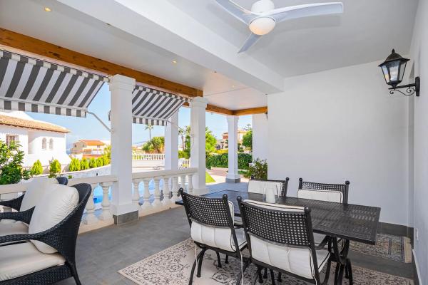 Casa independiente en calle Hércules