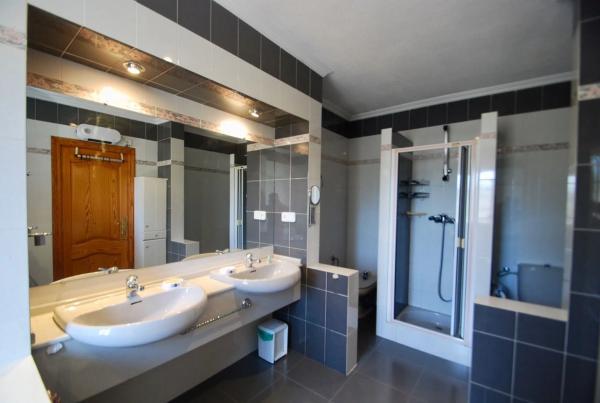 Casa independiente en calle Montseny