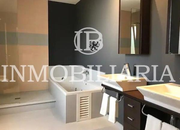 Casa independiente en calle Els Ares