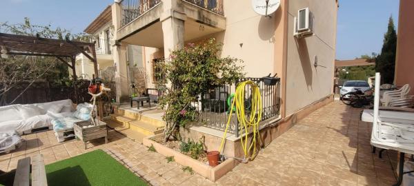 Casa independiente en avenida del Captivador