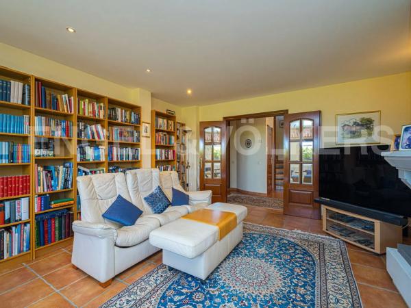 Finca rústica en calle Serra Bernia, 11