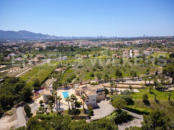 Finca rústica en calle Serra Bernia, 11