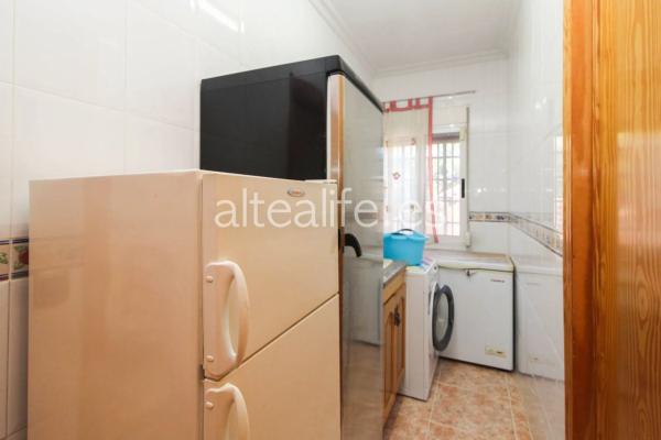 Casa independiente en calle Eurin