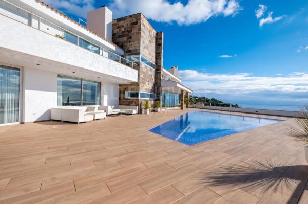 Casa independiente en avenida Principal, 60