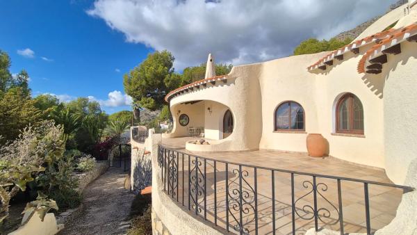 Casa independiente en calle l'Aitana