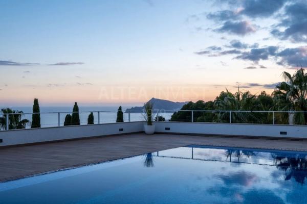 Casa independiente en avenida Principal, 60