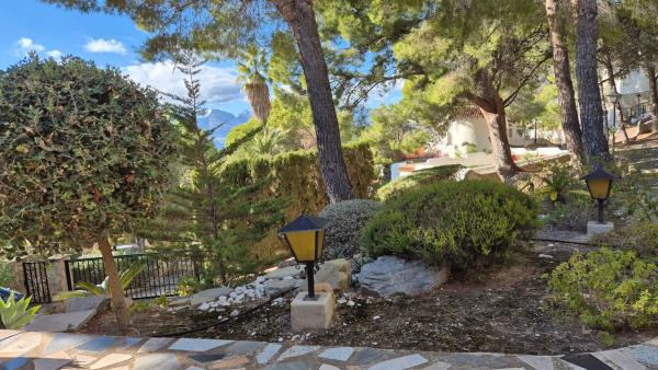 Casa independiente en calle l'Aitana