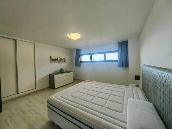 Casa independiente en calle Gran Bretaña