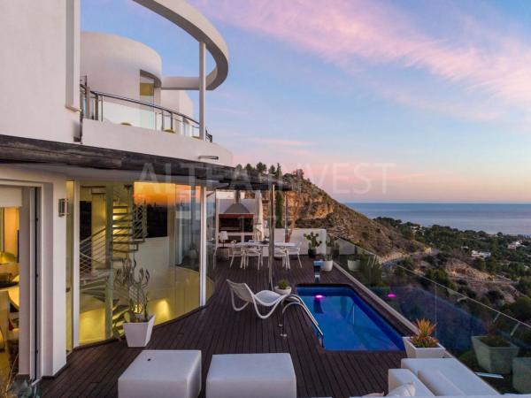 Casa independiente en calle Sondeo-s.a. II, 18