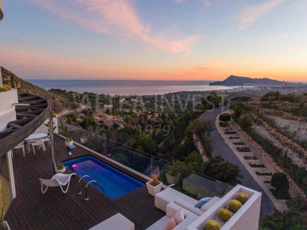 Casa independiente en calle Sondeo-s.a. II, 18