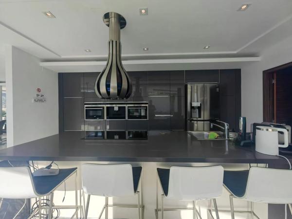 Casa independiente en calle Gran Bretaña