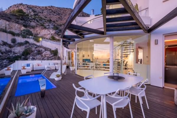 Casa independiente en calle Sondeo-s.a. II, 18