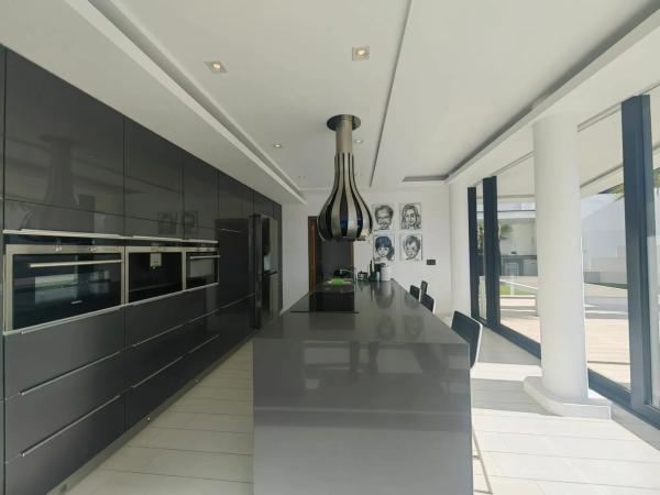 Casa independiente en calle Gran Bretaña