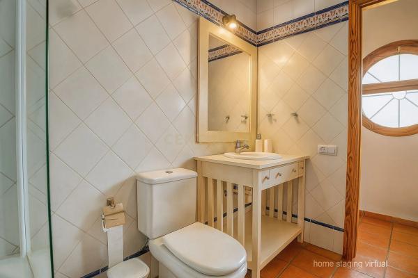 Chalet adosado en calle Austria