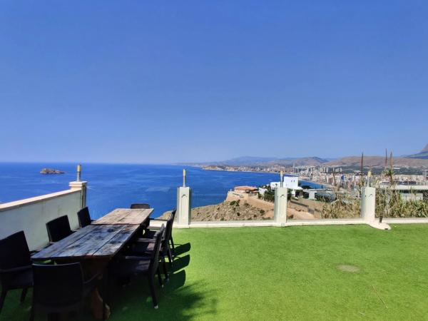 Chalet en Barrio Zona Sierra Helada