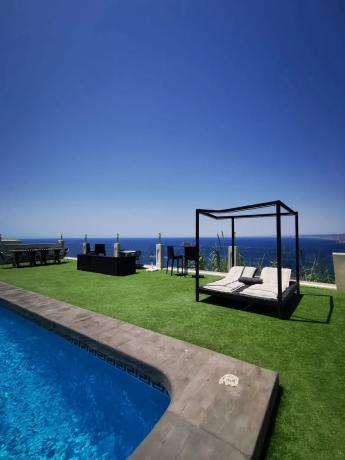 Casa independiente en calle Hawai