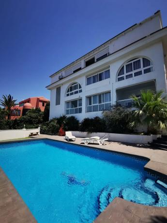 Casa independiente en calle Hawai