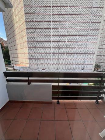 Casa independiente en avenida de París