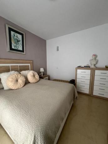 Casa independiente en avenida de París