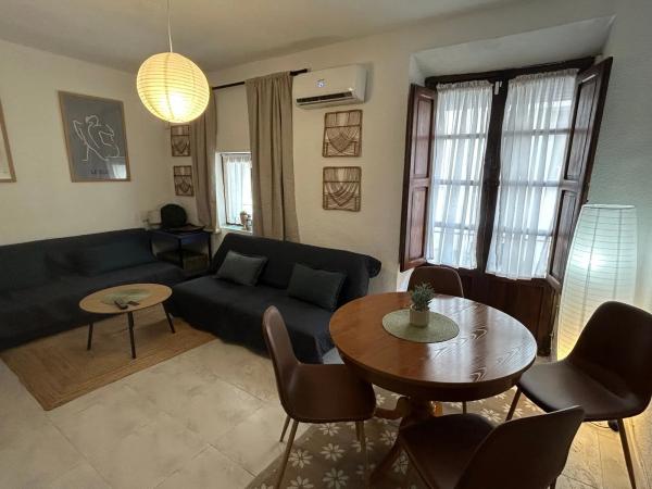 Chalet pareado en calle de Sant Vicent, 18