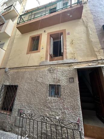 Chalet pareado en calle de Sant Vicent, 18