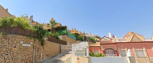 Chalet pareado en de Montecarlo