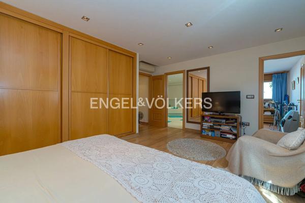 Casa independiente en avenida Doctor Severo Ochoa, 24