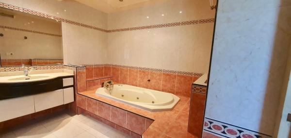 Casa independiente en avenida de Estocolmo, 5