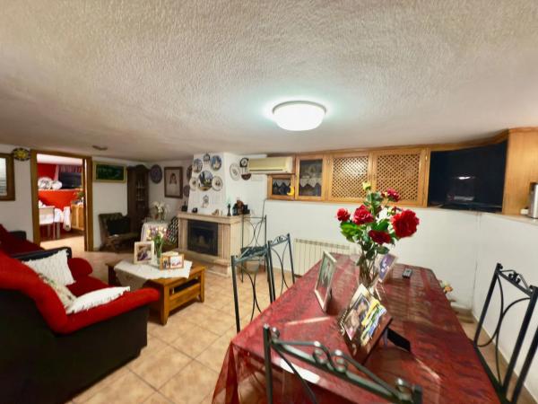 Chalet adosado en avenida de Inglaterra, 8