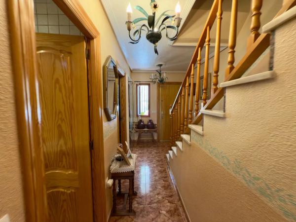 Chalet adosado en avenida de Inglaterra, 8