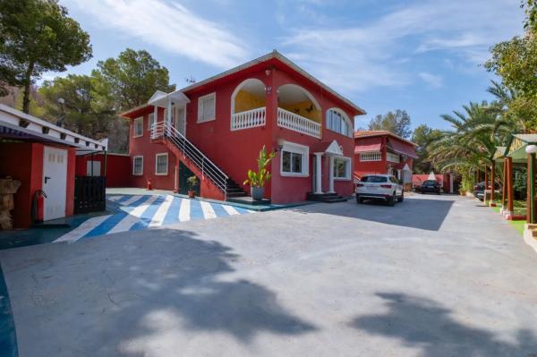 Casa independiente en camino del Repetidor, 14