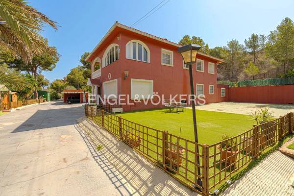 Casa independiente en camino del Repetidor, 14