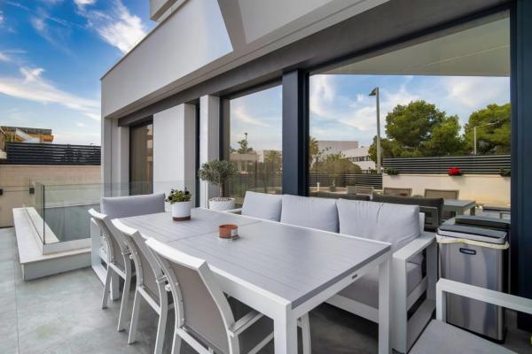 Casa independiente en avenida Nicaragua