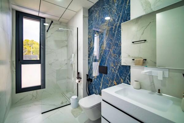 Casa independiente en avenida Nicaragua