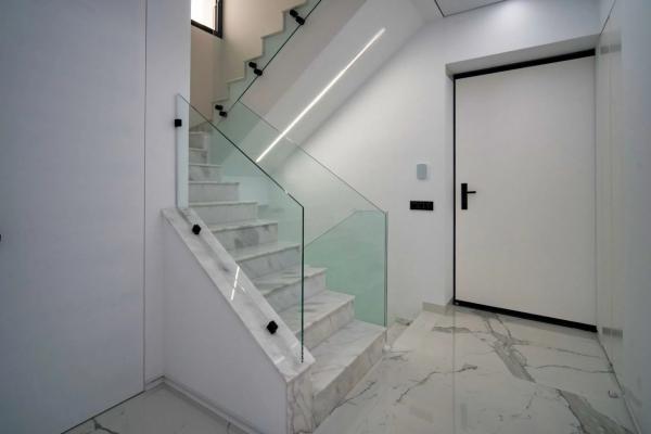 Casa independiente en avenida Nicaragua