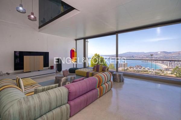 Casa independiente en calle Taywan