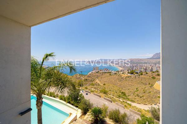 Casa independiente en calle Taywan